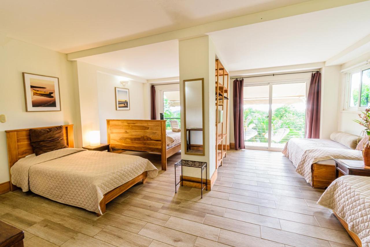 Funky Monkey Lodge Playa Santa Teresa  Dış mekan fotoğraf