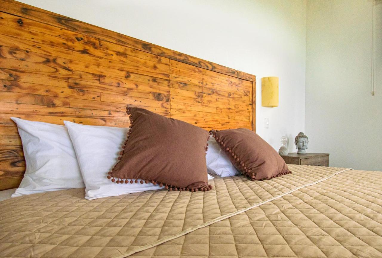 Funky Monkey Lodge Playa Santa Teresa  Dış mekan fotoğraf