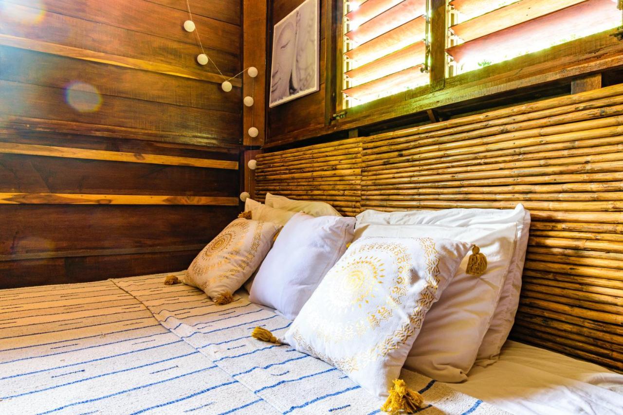 Funky Monkey Lodge Playa Santa Teresa  Dış mekan fotoğraf