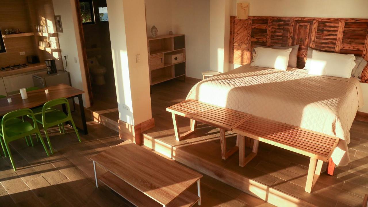 Funky Monkey Lodge Playa Santa Teresa  Dış mekan fotoğraf